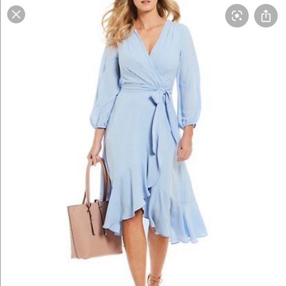 Jessica Howard Dresses & Skirts - Blue wrap midi dress